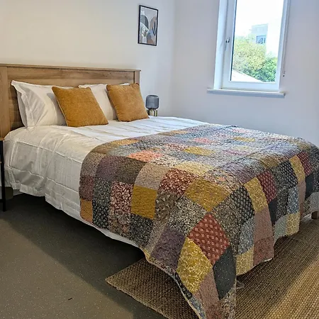 Проживание в семье Private