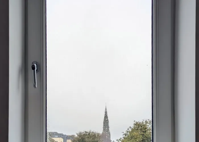 Проживание в семье Private Трим