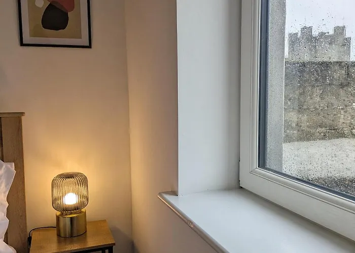 Private Trim