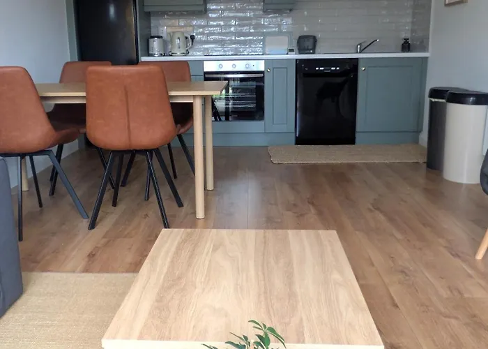 Проживание в семье Private